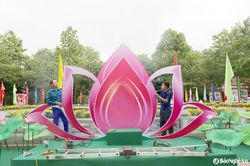 Sẵn sàng đón khách về Lễ hội Làng Sen 2025