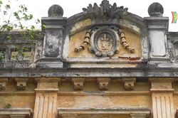 Kiến trúc cổ trên phố Phan Huy Ích