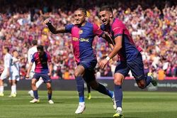 Mbappe lập hat-trick, Real Madrid vẫn phải nhìn Barcelona tiến gần hơn tới chức vô địch Liga