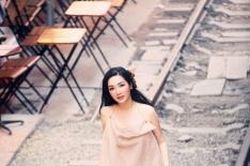 Sao Việt: Hoa hậu Giáng My trẻ trung, lên đồ sành điệu, cuốn hút