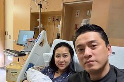 Ca sĩ Lam Trường hạnh phúc đón con trai chào đời