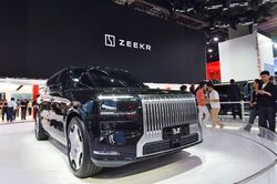 Nhu cầu tăng cao của Trung Quốc đối với xe hybrid tầm xa