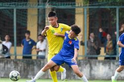 U13 Sông Lam Nghệ An giành chiến thắng trước đội bóng của HLV Ngô Quang Trường