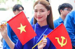 Hòa Minzy vinh dự góp mặt tại Đại hội Thanh niên tiên tiến làm theo lời Bác toàn quốc 2025