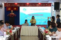 Cần chính sách dài hạn trước tỷ lệ sinh con thấp