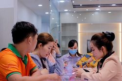 Giá vàng hôm nay 13/5/2025: Giá vàng trong nước và giá vàng thế giới giảm mạnh kỷ lục gần 3 triệu đồng