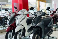 Giá xe ga quốc dân Honda LEAD giữa tháng 5/2025, chênh vài trăm nghìn đồng