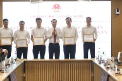 Công bố sản phẩm giải pháp khoa học công nghệ tiêu biểu Make in Viet Nam