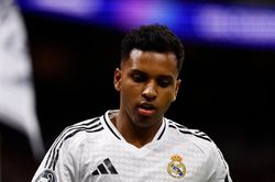 Rodrygo khiến các CLB Premier League sục sôi