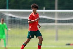 Con trai Ronaldo ra mắt U15 Bồ Đào Nha trong chiến thắng 4-1, được MU và một loạt CLB để mắt