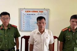 Kon Tum: Khởi tố, bắt giam Chủ tịch Hội người cao tuổi xã lừa 'chạy án'