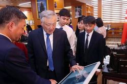 Tủ sách điện tử Chủ tịch Hồ Chí Minh: Nguồn tư liệu quý, bài học sâu sắc cho thế hệ hôm nay và mai sau