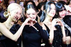 Kỷ nguyên solo của Blackpink: Bùng nổ toàn cầu với hit triệu view, sức hút vô đối