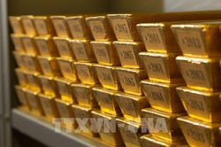 Giá vàng châu Á thấp nhất trong hơn một tháng