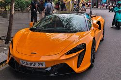 Cận cảnh siêu xe hàng hiếm McLaren Artura Spider tại Việt Nam