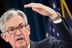 Chủ tịch Fed cảnh báo lãi suất dài hạn có thể tăng cao vì các cú sốc nguồn cung