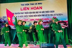 Sắc màu thanh niên