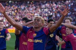 Barca của Yamal sẽ là Dream Team 3.0