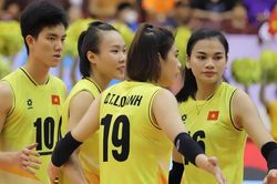 Trần Thị Thanh Thúy và Bích Tuyền sắp so tài với dàn sao đến từ cường quốc bóng chuyền thế giới