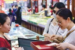 Giá vàng chiều ngày 16/5/2025: Giá vàng trong nước và thế giới giảm mạnh nhất trong 6 tháng qua