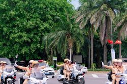 Cảnh sát giao thông dẫn đoàn góp phần xây dựng hình ảnh Nghệ An an toàn, thân thiện