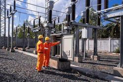 Cổ phiếu ngành điện và bất động sản là 2 lĩnh vực có hiệu suất tốt nhất quý I