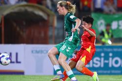 Tin nóng bóng đá Việt hôm nay 17/5: Malaysia bổ nhiệm trợ lý HLV người Anh; Cầu thủ nữ Việt Nam e ngại khi đối đầu với đối thủ châu Âu