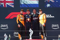 F1 chặng 7: Max Verstappen thể hiện đẳng cấp trước Piastri, Hamilton cực kỳ đáng khen