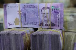 Syria ngừng in tiền tại Nga giữa khủng hoảng kinh tế