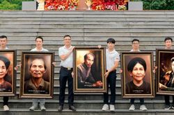 Nhóm bạn trẻ phục dựng 5 bức chân dung các thành viên trong gia đình Bác Hồ