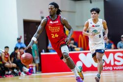 Saigon Heat áp đảo đội bóng khách mời Philippines