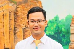 Tiến sĩ điển trai truyền cảm hứng văn hóa Khmer cho sinh viên