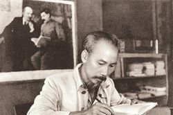 Chủ tịch Hồ Chí Minh tặng thơ Nho sĩ