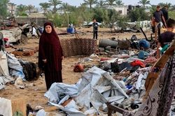 Israel cho phép lượng thực phẩm hạn chế vào Gaza