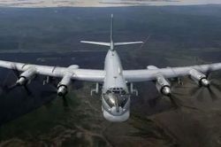Hai máy bay ném bom Tu-95MS của Nga xuất hiện gần biên giới NATO