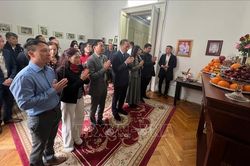 Tiếp tục hành trình 'Theo dấu chân Bác' tại Romania
