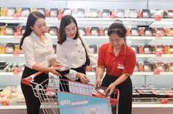 Thị trường trong nước - 'phao' an toàn cho doanh nghiệp khi xuất khẩu gặp khó