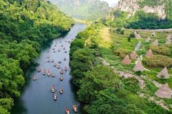 Nghị quyết 68-NQ/TW: 'Bệ phóng' phát triển công nghiệp văn hóa và du lịch Việt