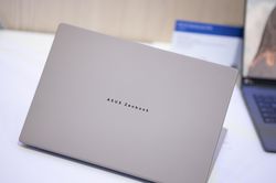 Đại diện laptop Windows tiếp theo để đối đầu MacBook Air