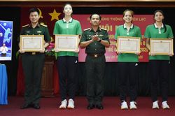 Tin nóng thể thao sáng 21/5: Chủ công Việt Nam 17 tuổi cao 1m87 nhận vinh dự lớn sau chức vô địch quốc gia