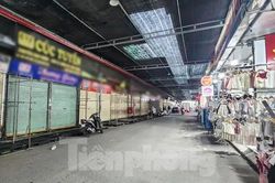 Cảnh khó tin tại thủ phủ thời trang lớn nhất miền Bắc