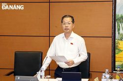 Đoàn đại biểu Quốc hội thành phố góp ý nhiều nội dung tại thảo luận tổ