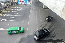 Ô tô, xe máy chạy loạn xạ ở Nhà ga T3 Tân Sơn Nhất