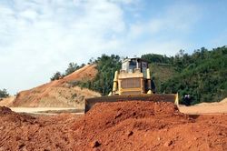 Bộ Xây dựng cảnh báo dừng dự án chậm giải ngân, điểm danh hàng loạt địa phương