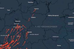 Nga đóng cửa không phận, cắt internet giữa làn sóng tấn công bằng drone của Ukraine