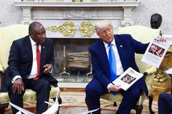 Tổng thống Trump lấy nhầm ảnh ở Congo làm bằng chứng diệt chủng ở Nam Phi