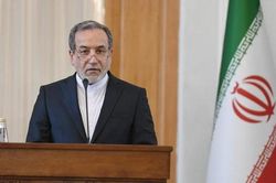Iran sẽ buộc Mỹ chịu trách nhiệm nếu bị Israel tấn công