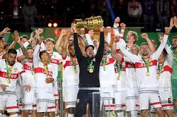 Stuttgart đoạt Cúp quốc gia Đức, chấm dứt cơn khát danh hiệu kéo dài gần 2 thập kỷ