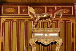 Cục Di sản văn hóa chỉ đạo khẩn vụ ngai vàng triều Nguyễn bị xâm hại
