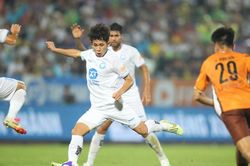 Kịch bản nào sẽ giúp Thép Xanh Nam Định vô địch V-League ngay hôm nay?